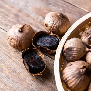 Black garlic extract 3% polyphenol powder ingredient